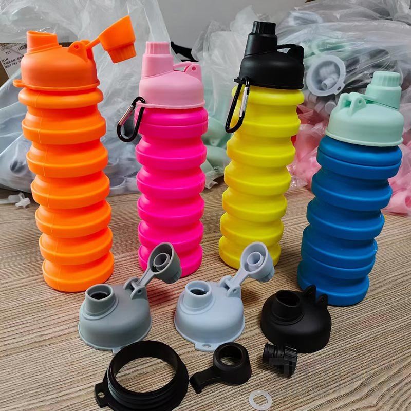 Food grade collapsible silicone water bottle for travel and outdoor sports