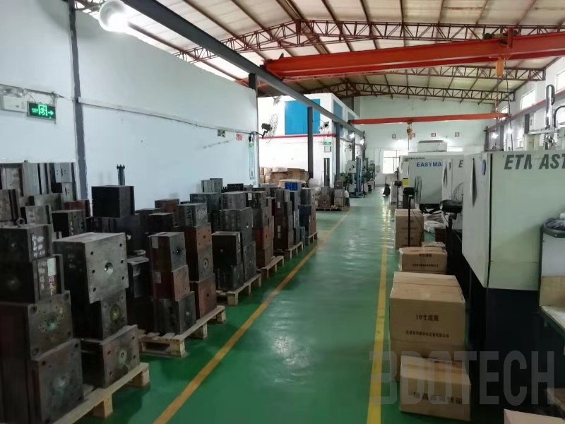 Injection molding machine